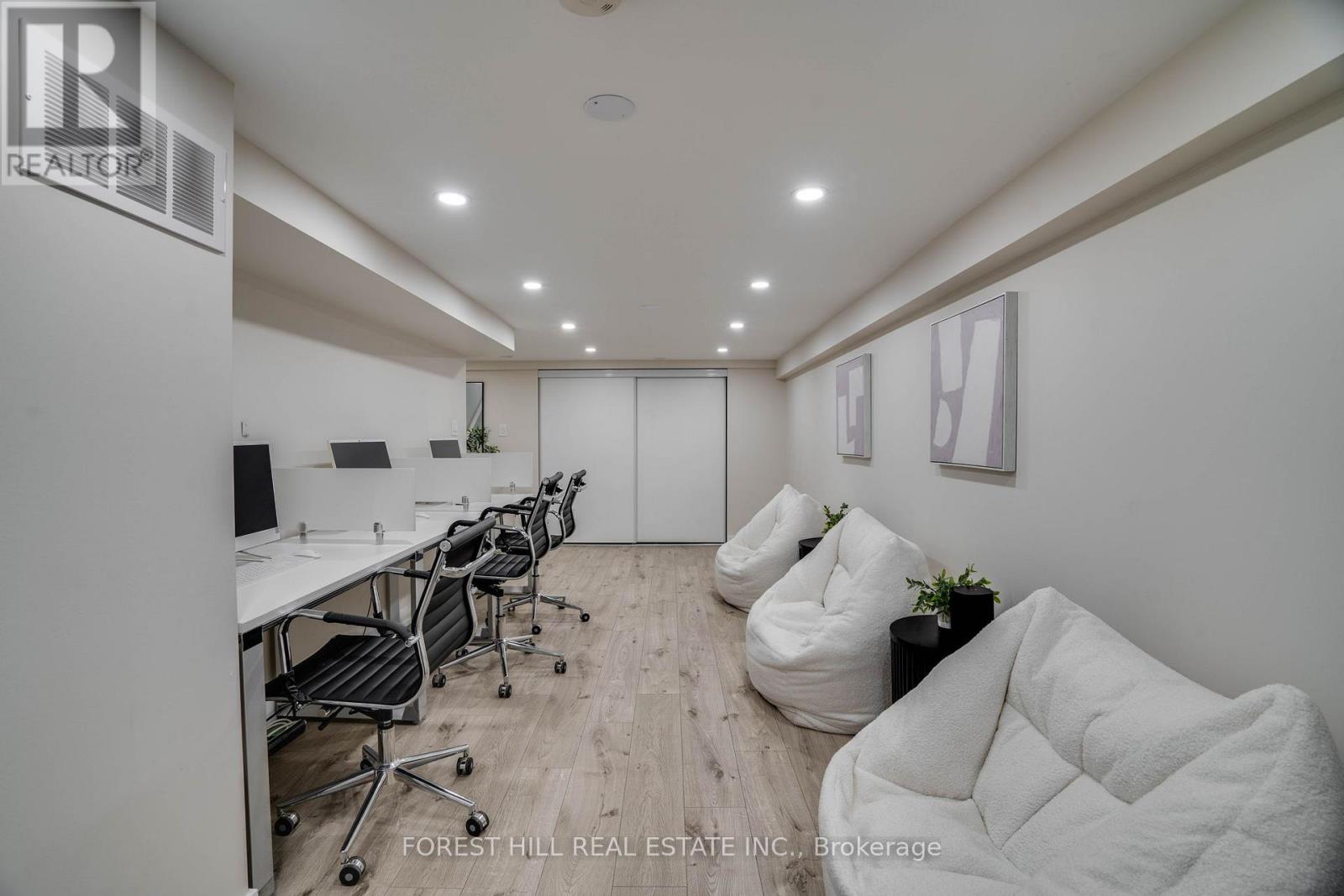 659 St Clair Avenue W, Toronto, Ontario  M6K 0G7 - Photo 26 - C12457646