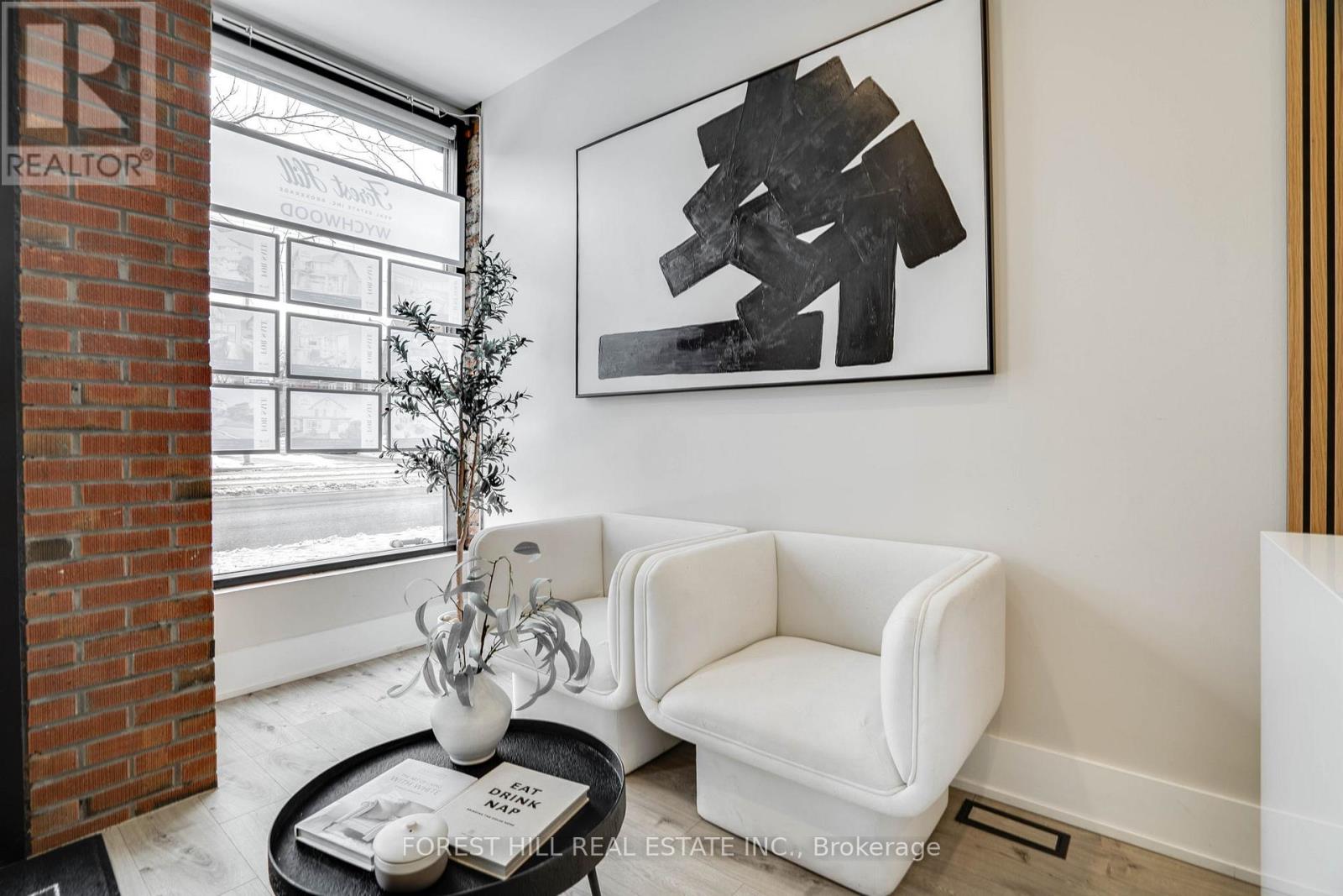 659 St Clair Avenue W, Toronto, Ontario  M6K 0G7 - Photo 7 - C12457646