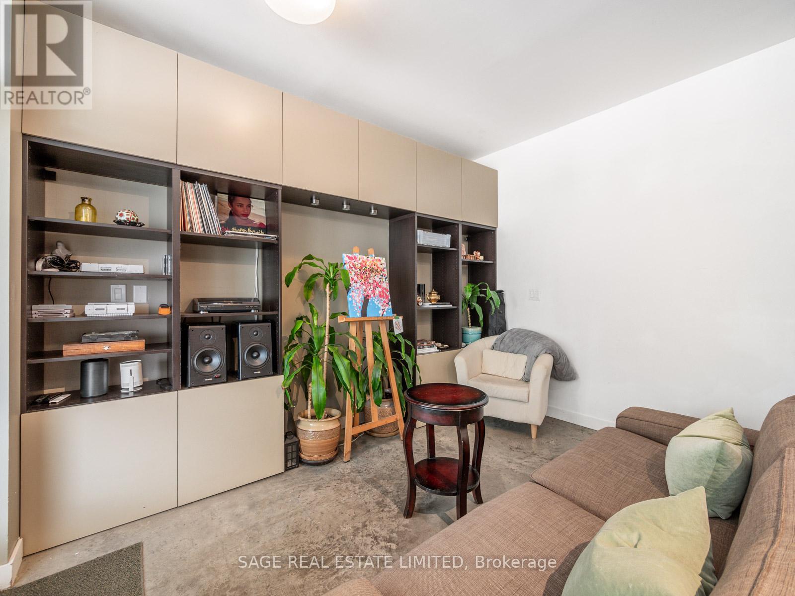 101 - 19 Brant Street W, Toronto, Ontario  M5V 2L2 - Photo 30 - C12457654