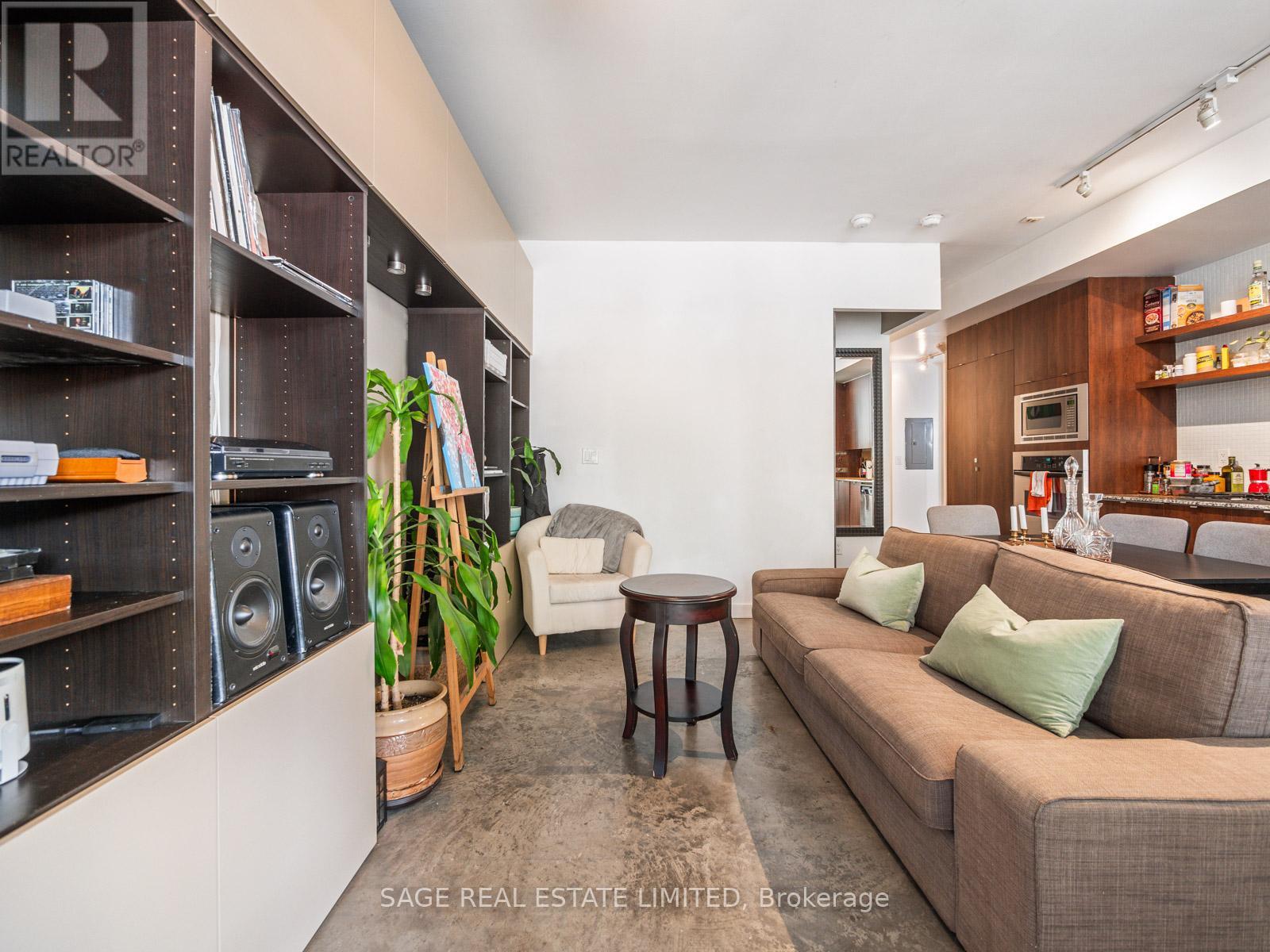 101 - 19 Brant Street W, Toronto, Ontario  M5V 2L2 - Photo 33 - C12457654