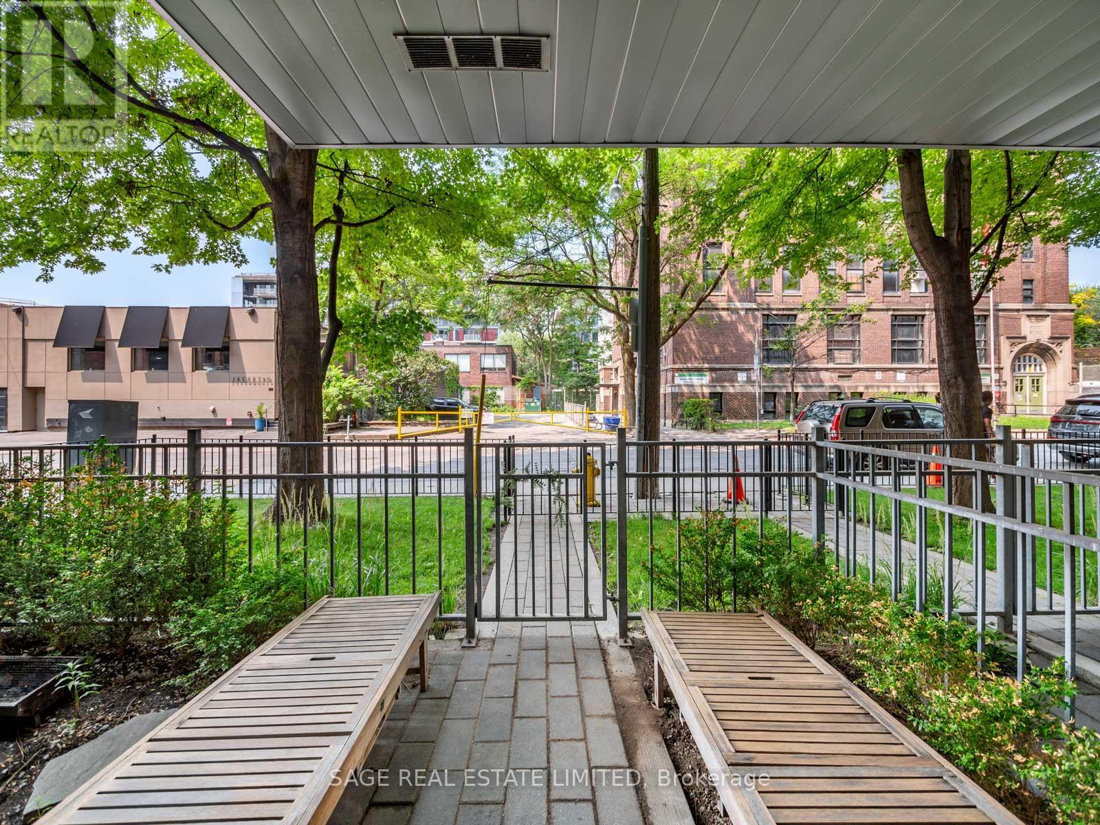 101 - 19 Brant Street W, Toronto, Ontario  M5V 2L2 - Photo 36 - C12457654