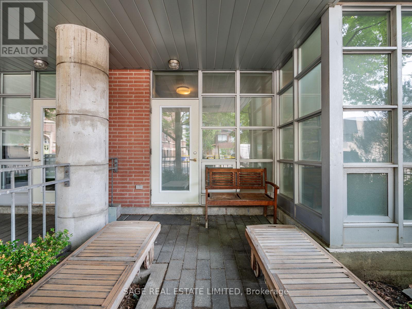 101 - 19 Brant Street W, Toronto, Ontario  M5V 2L2 - Photo 6 - C12457654