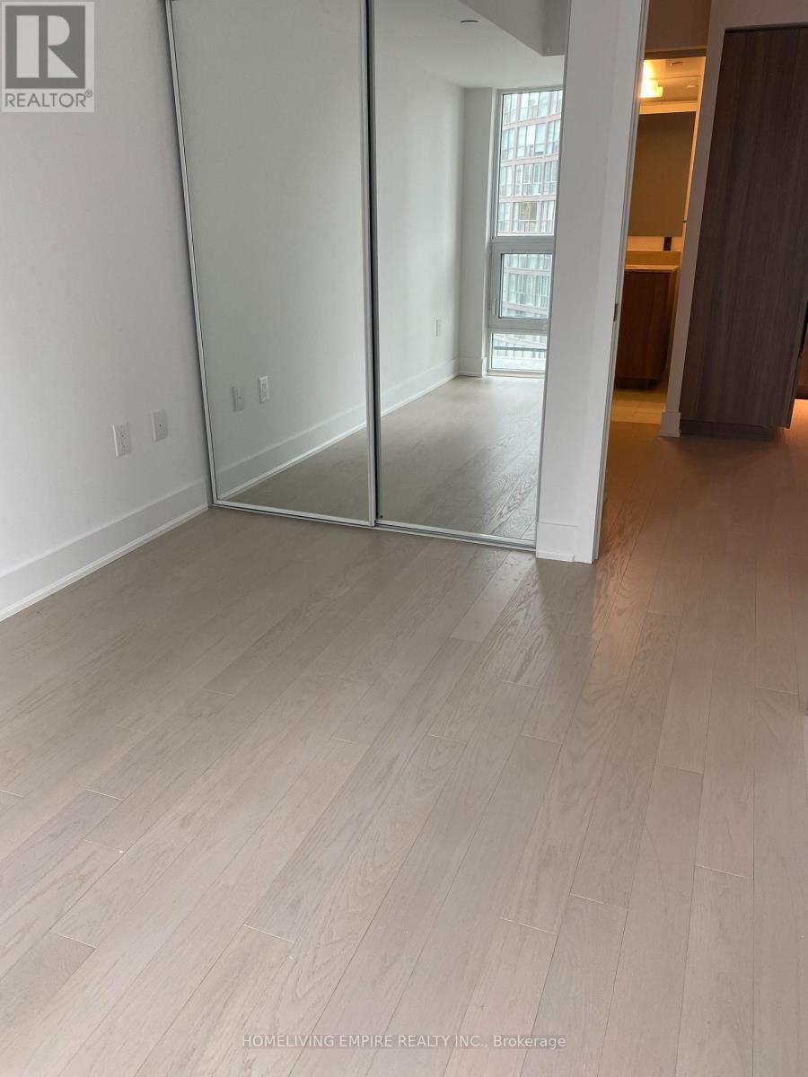 1720 - 955 Bay Street, Toronto, Ontario  M5C 0C6 - Photo 9 - C12457687