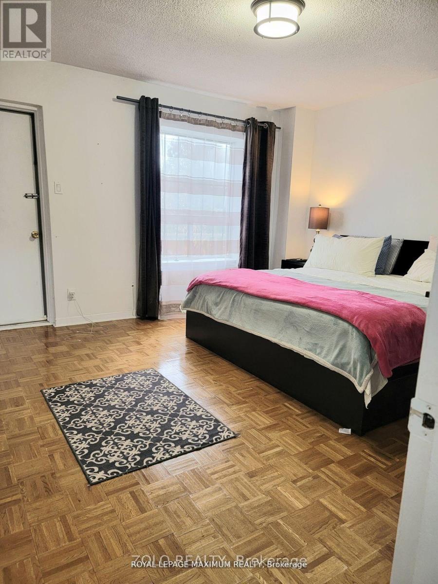 A - 1547 O'connor Drive, Toronto, Ontario  M4B 2V7 - Photo 5 - E12457668