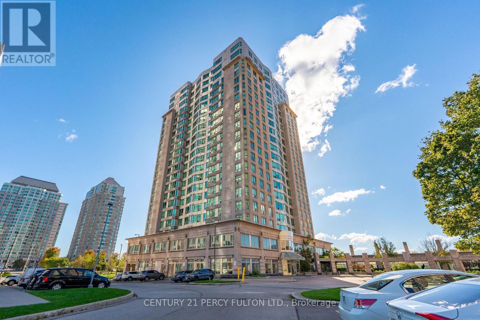 1007 - 8 LEE CENTRE DRIVE, Toronto, Ontario