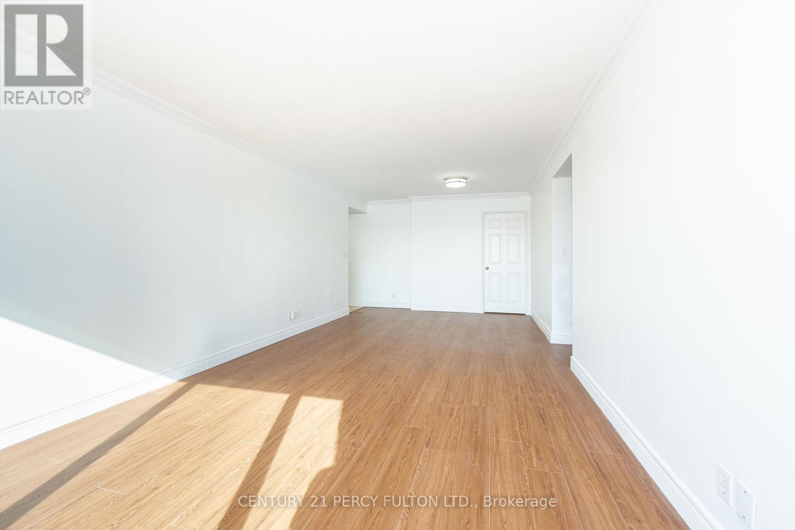 1007 - 8 Lee Centre Drive, Toronto, Ontario  M1H 3H8 - Photo 6 - E12457684