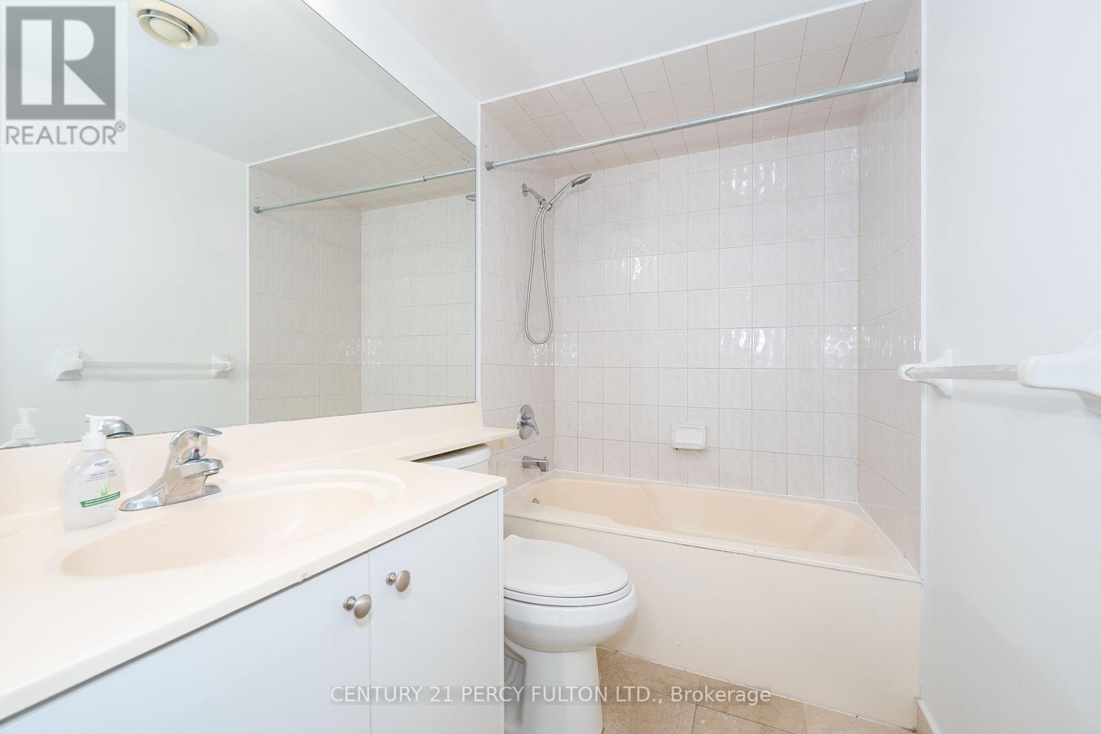 1007 - 8 Lee Centre Drive, Toronto, Ontario  M1H 3H8 - Photo 7 - E12457684