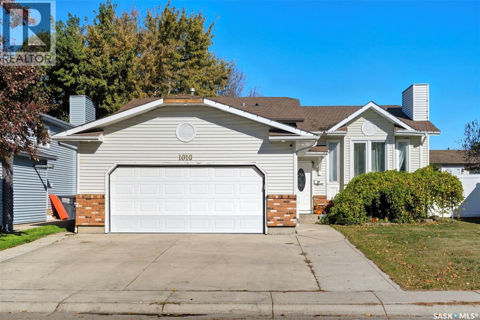 1010 Haslam Crescent, Saskatoon, Saskatchewan  S7S 1C8 - Photo 1 - SK020674