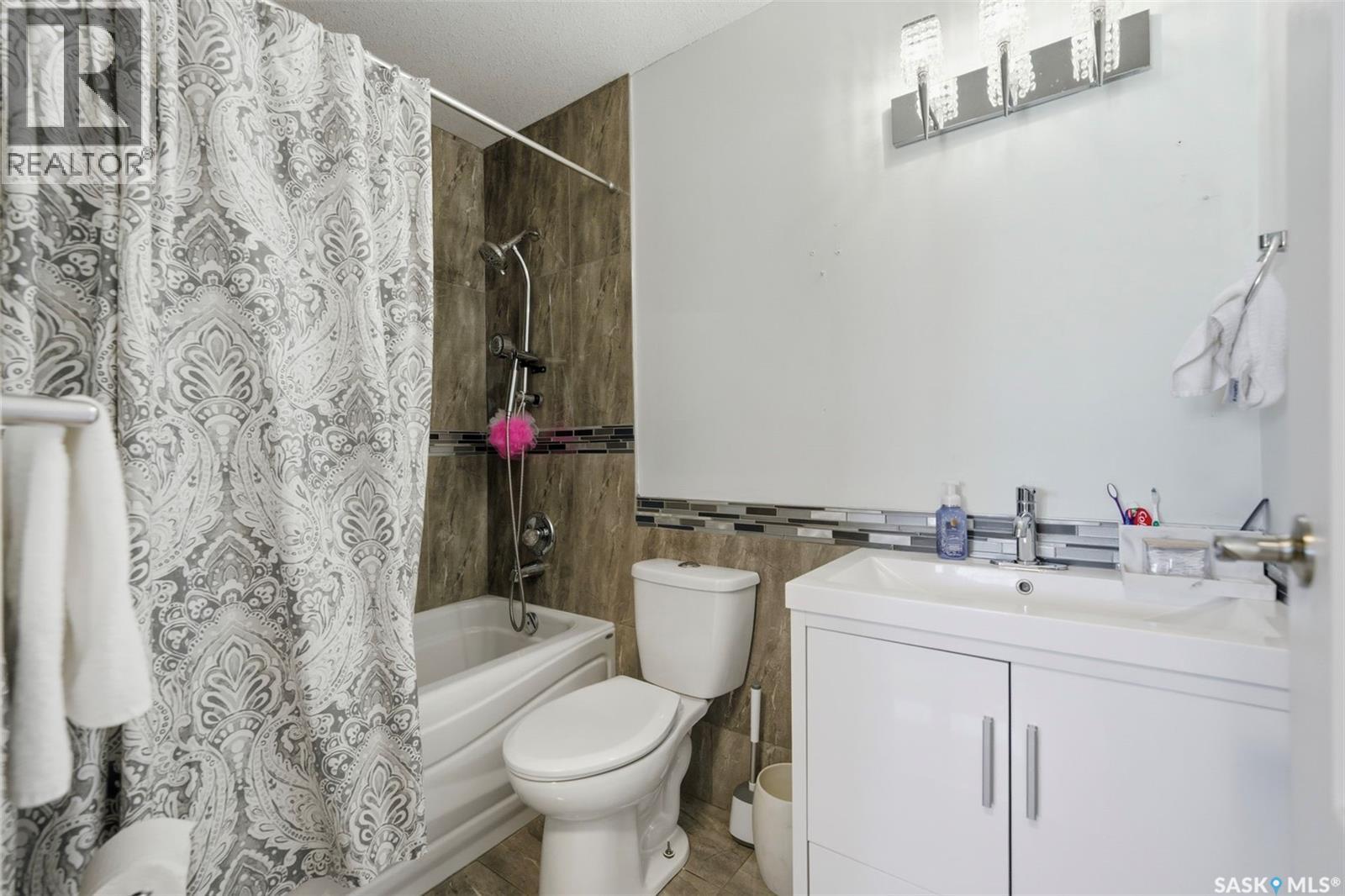 1010 Haslam Crescent, Saskatoon, Saskatchewan  S7S 1C8 - Photo 18 - SK020674
