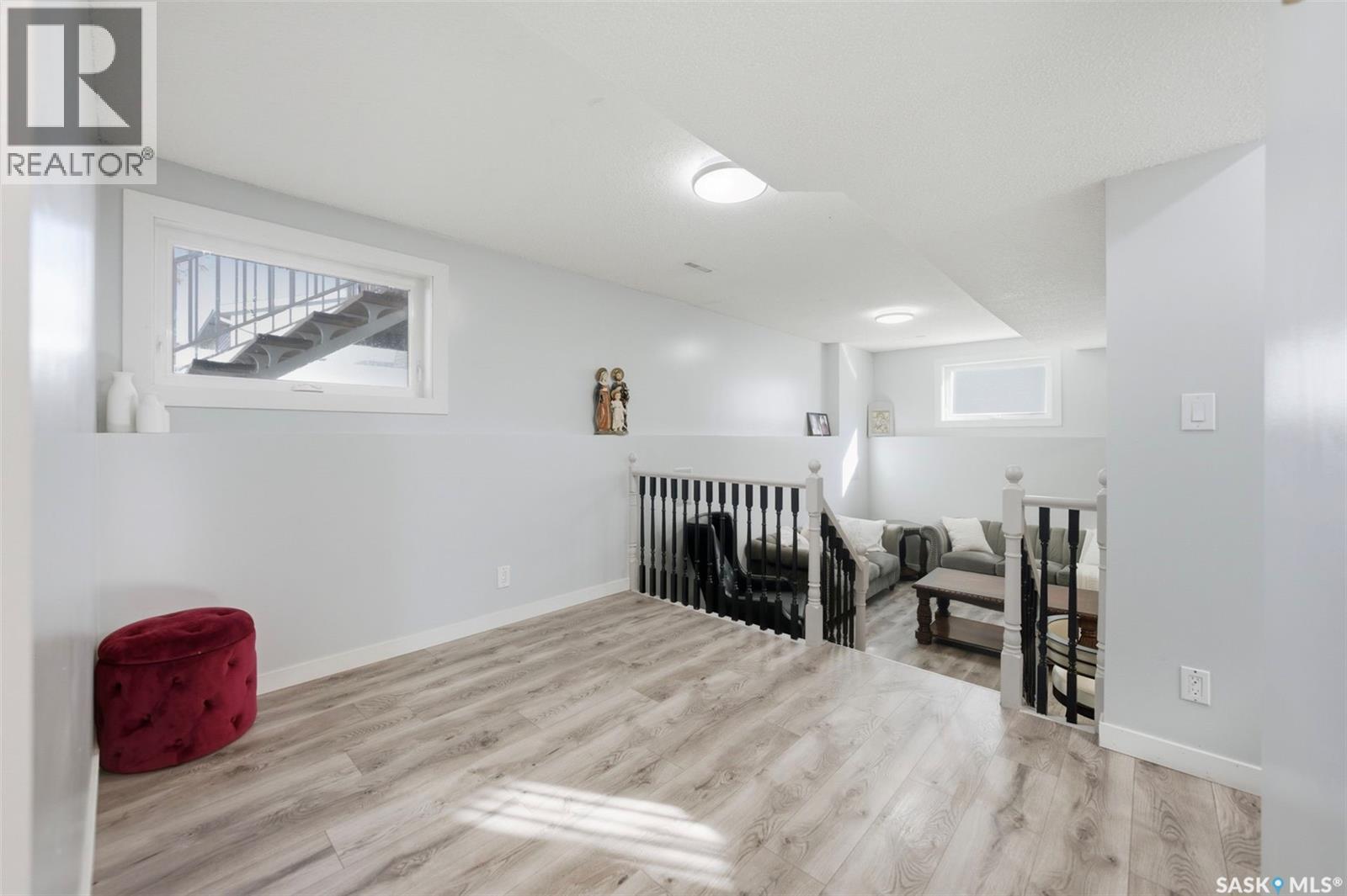 1010 Haslam Crescent, Saskatoon, Saskatchewan  S7S 1C8 - Photo 21 - SK020674