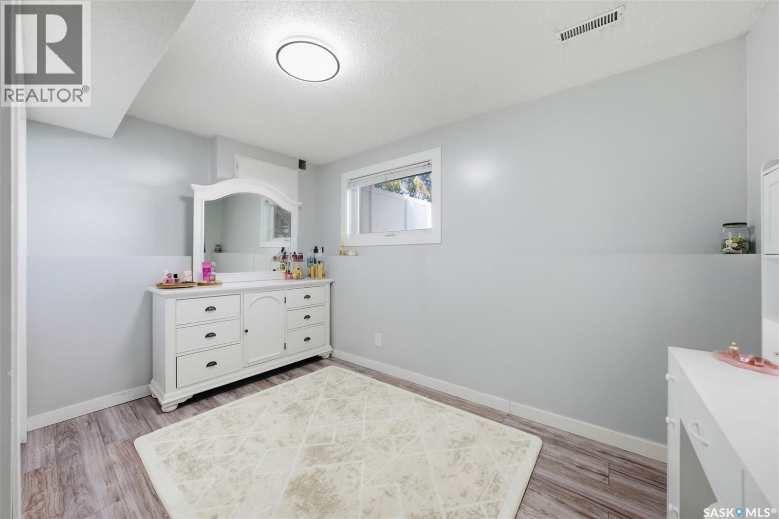 1010 Haslam Crescent, Saskatoon, Saskatchewan  S7S 1C8 - Photo 29 - SK020674