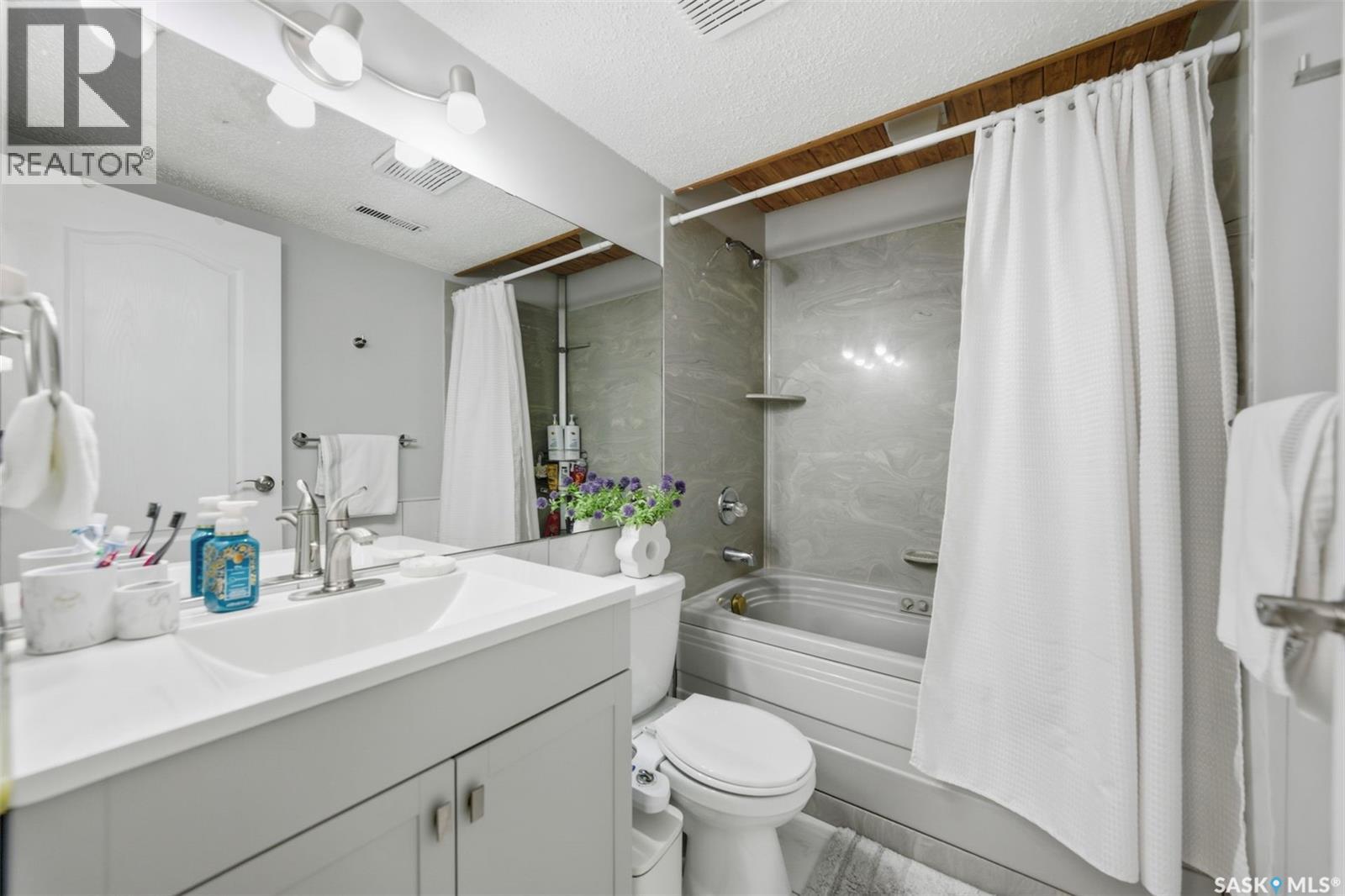 1010 Haslam Crescent, Saskatoon, Saskatchewan  S7S 1C8 - Photo 30 - SK020674