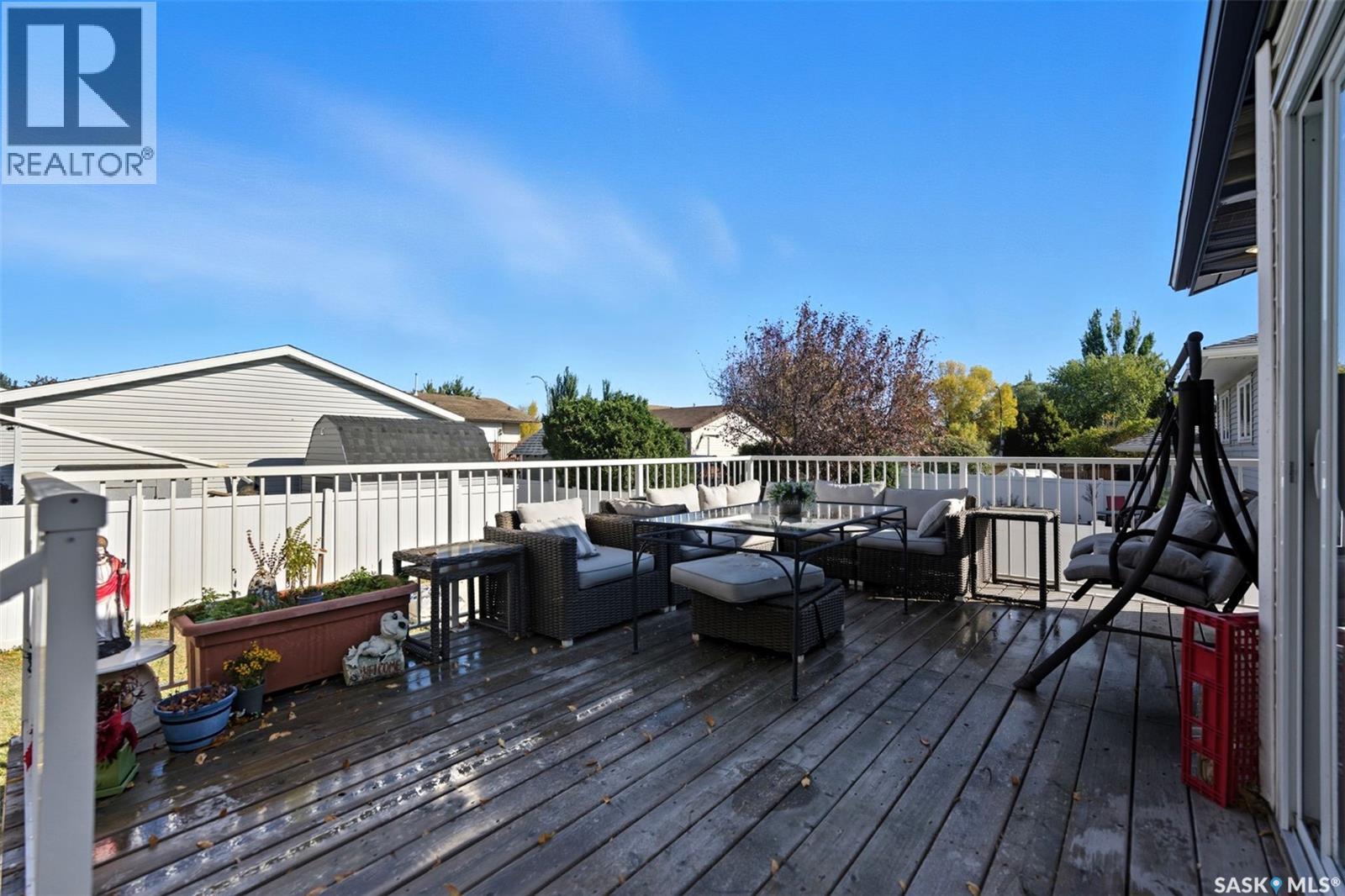 1010 Haslam Crescent, Saskatoon, Saskatchewan  S7S 1C8 - Photo 32 - SK020674