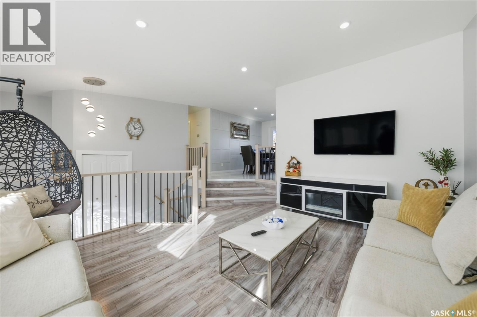 1010 Haslam Crescent, Saskatoon, Saskatchewan  S7S 1C8 - Photo 7 - SK020674