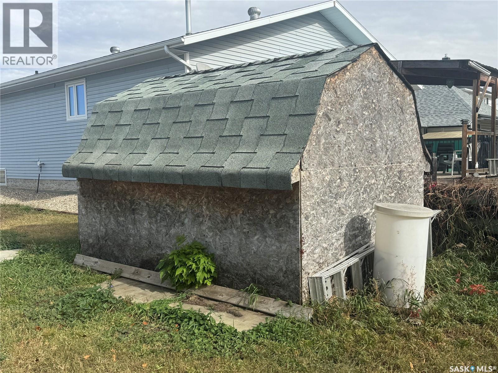 208 5th Avenue W, Biggar, Saskatchewan  S0K 0M0 - Photo 26 - SK020546