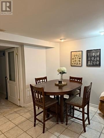 37 Depeuter Crescent, Bradford West Gwillimbury, Ontario  L3Z 3B3 - Photo 7 - N12457304