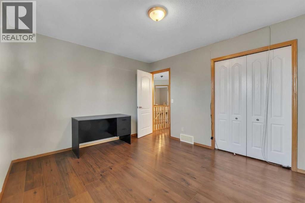 185 West Lakeview Drive, Chestermere, Alberta  T1X 1K2 - Photo 30 - A2263206