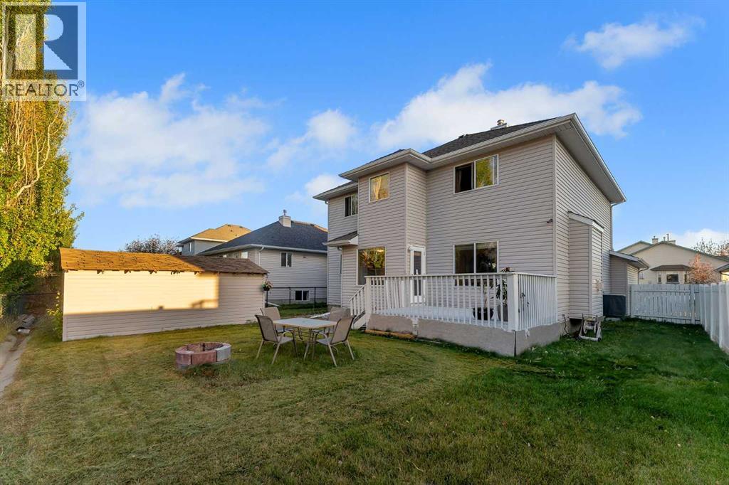 185 West Lakeview Drive, Chestermere, Alberta  T1X 1K2 - Photo 39 - A2263206