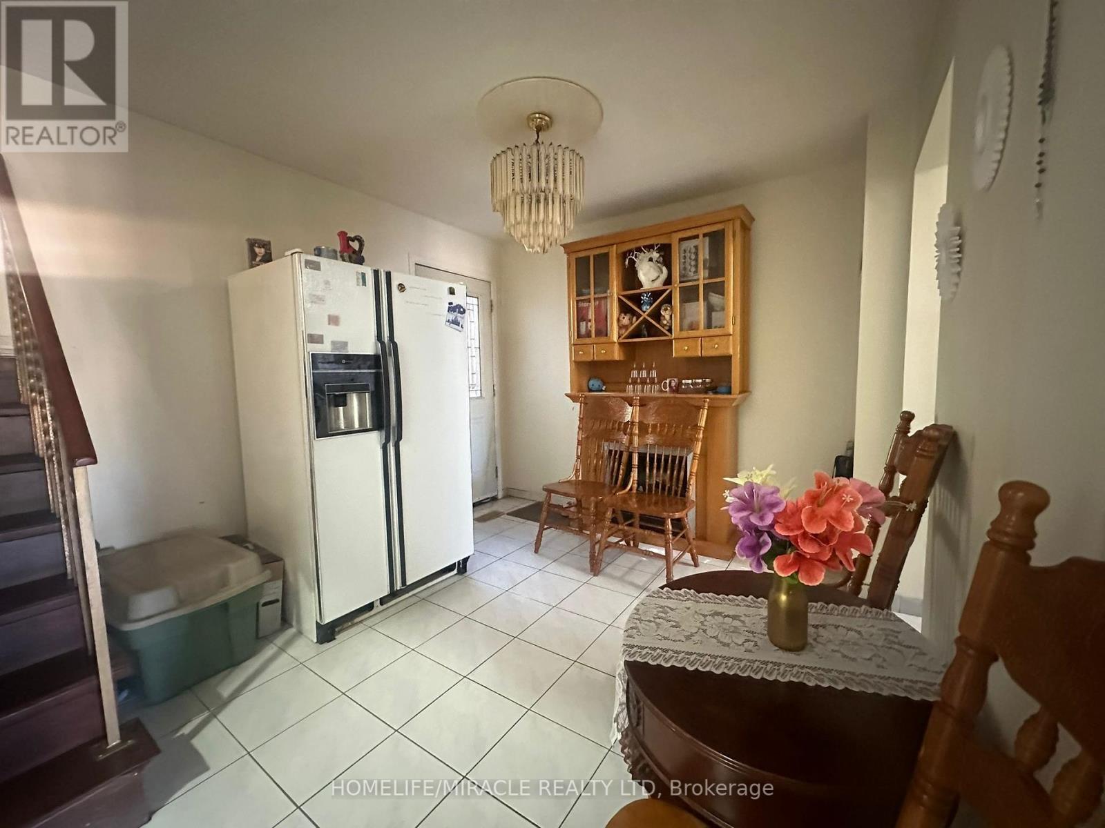 46 Hinchley Wood Grove, Brampton, Ontario  L6V 3M3 - Photo 23 - W12450318