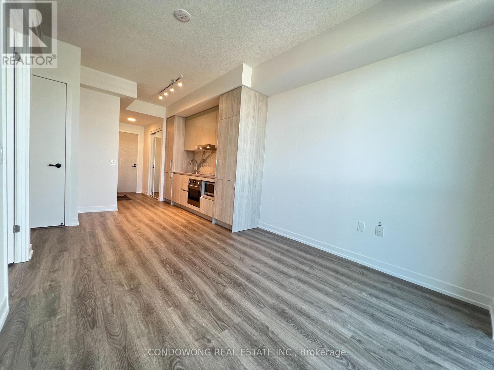 4917 - 195 Commerce Street, Vaughan, Ontario  L4K 5C3 - Photo 9 - N12457659