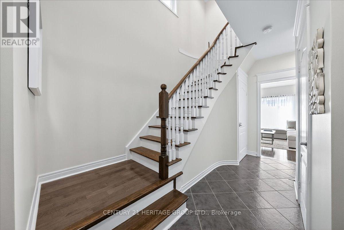 350 Hewitt Circle, Newmarket, Ontario  L3X 2H1 - Photo 23 - N12457670