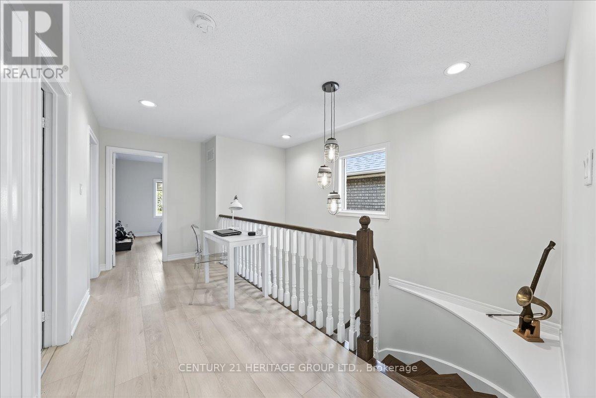 350 Hewitt Circle, Newmarket, Ontario  L3X 2H1 - Photo 27 - N12457670