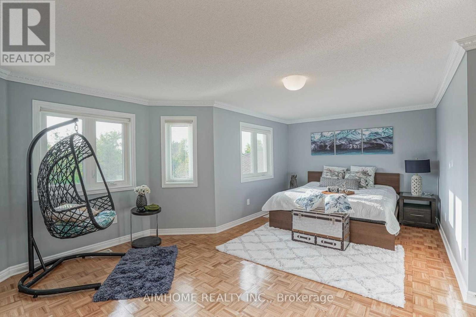 83 Canoe Court, Richmond Hill, Ontario  L4E 3Y2 - Photo 10 - N12457692
