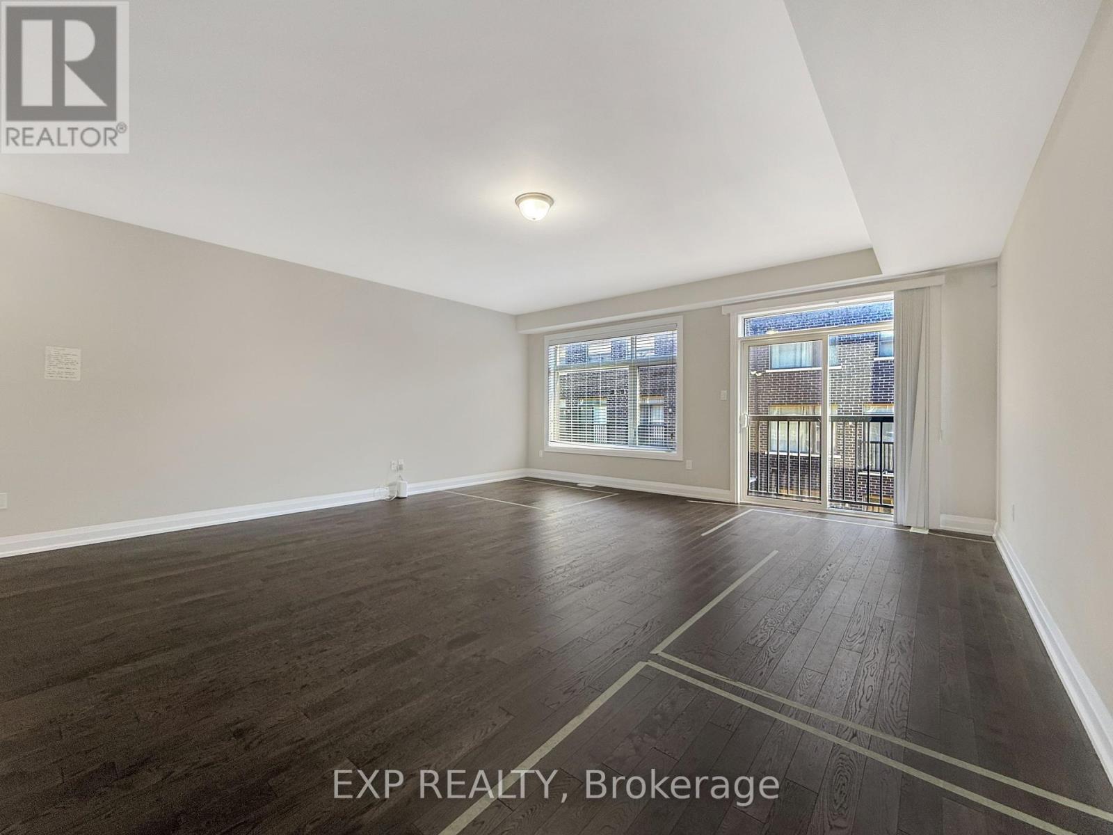923 Isaac Phillips Way, Aurora, Ontario  L3X 2Y8 - Photo 9 - N12457702