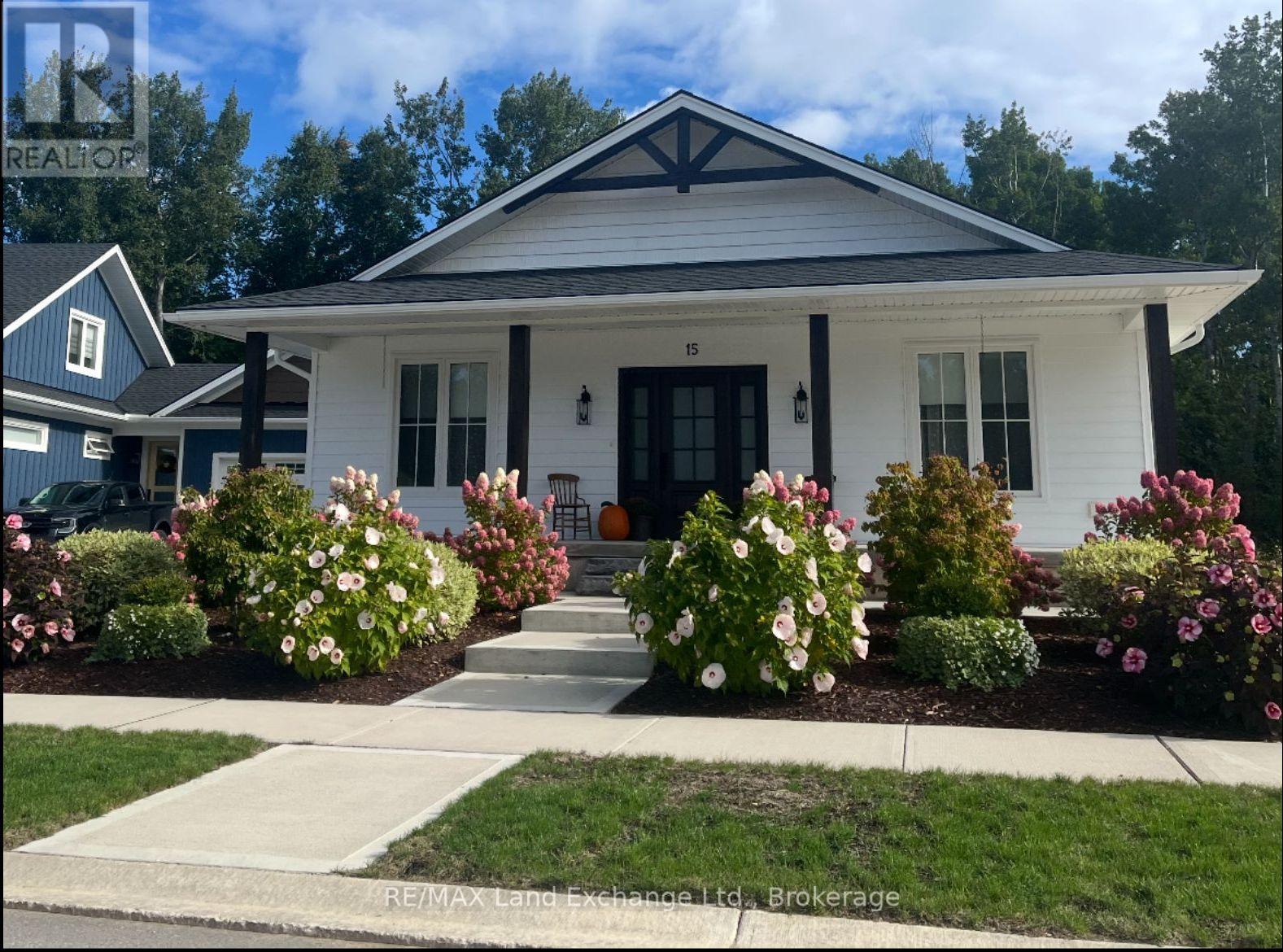 15 Lakeforest Drive, Saugeen Shores, Ontario  N0H 2L0 - Photo 43 - X12457570