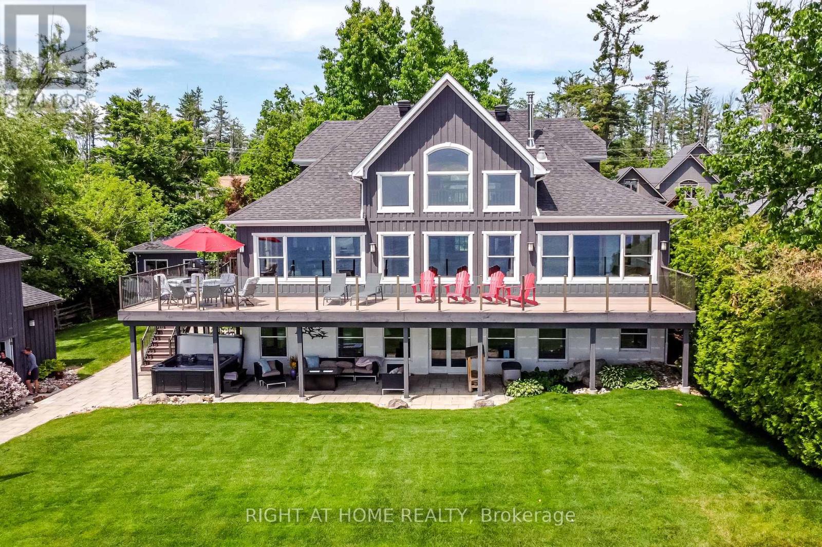 21 Lakeshore Road E, Oro-Medonte, Ontario  L0L 2E0 - Photo 3 - S12457662
