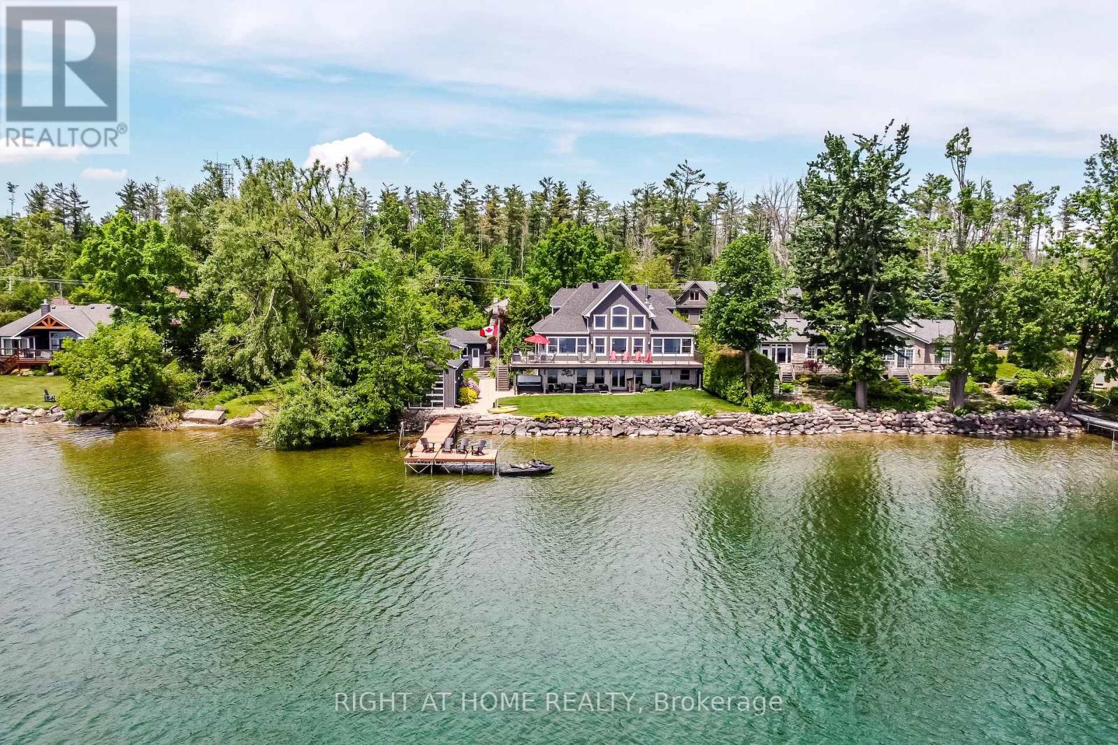 21 Lakeshore Road E, Oro-Medonte, Ontario  L0L 2E0 - Photo 6 - S12457662