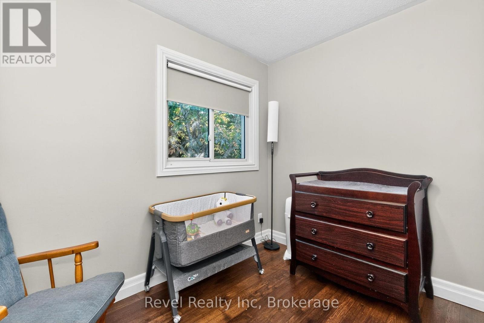 68 Broad Street, Penetanguishene, Ontario  L9M 1G2 - Photo 17 - S12457721