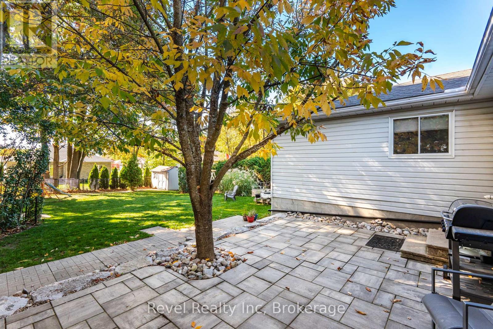 68 Broad Street, Penetanguishene, Ontario  L9M 1G2 - Photo 28 - S12457721