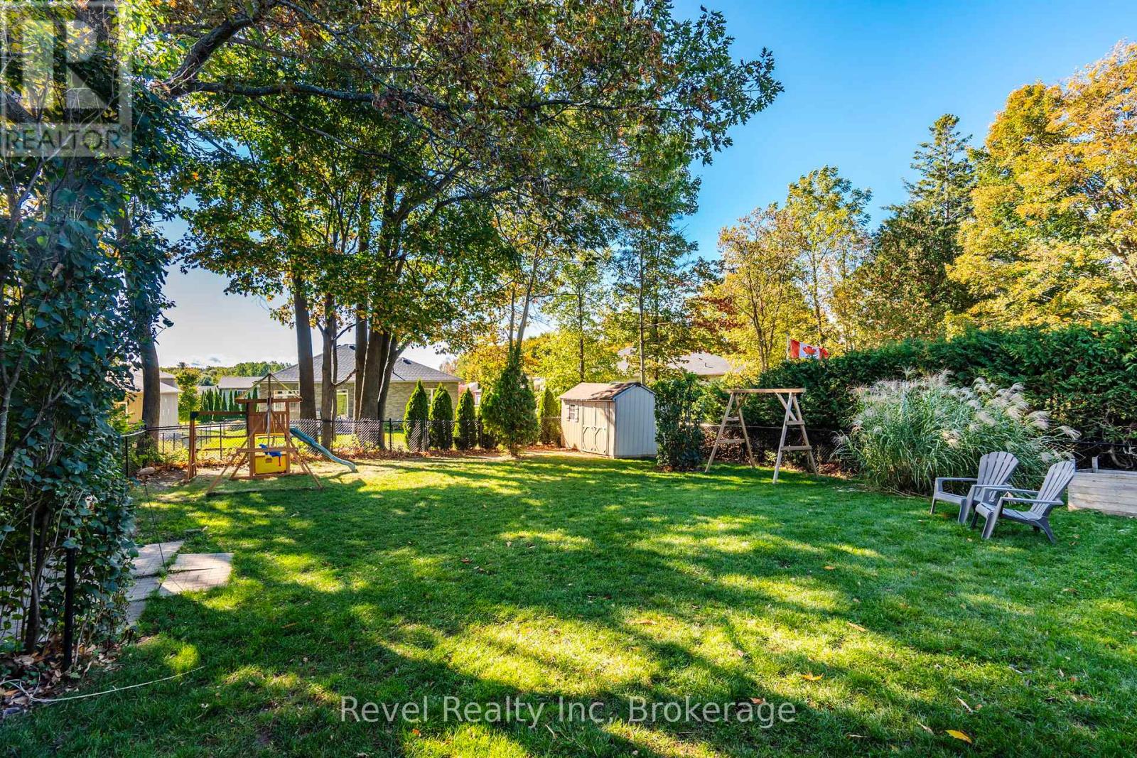 68 Broad Street, Penetanguishene, Ontario  L9M 1G2 - Photo 30 - S12457721