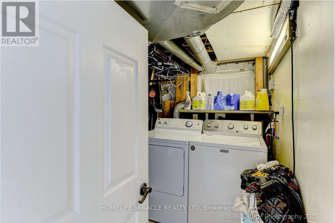 212 Symington Avenue, Toronto, Ontario  M6P 3W6 - Photo 18 - W12457643