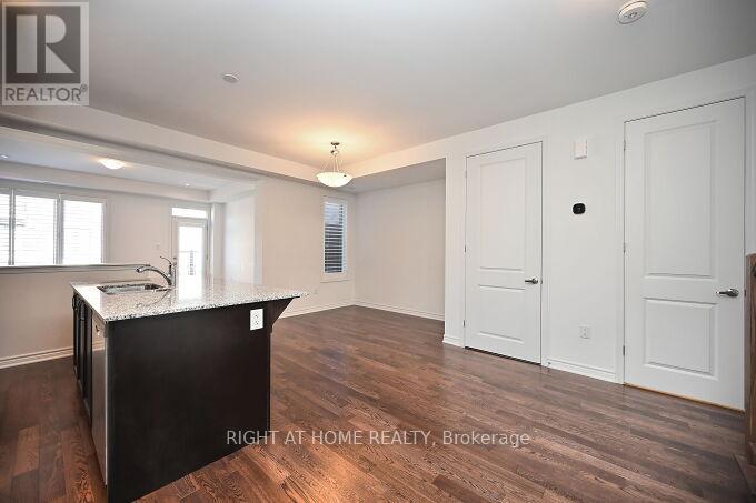 5174 Zionkate Lane, Mississauga, Ontario  L5M 2S8 - Photo 14 - W12457686