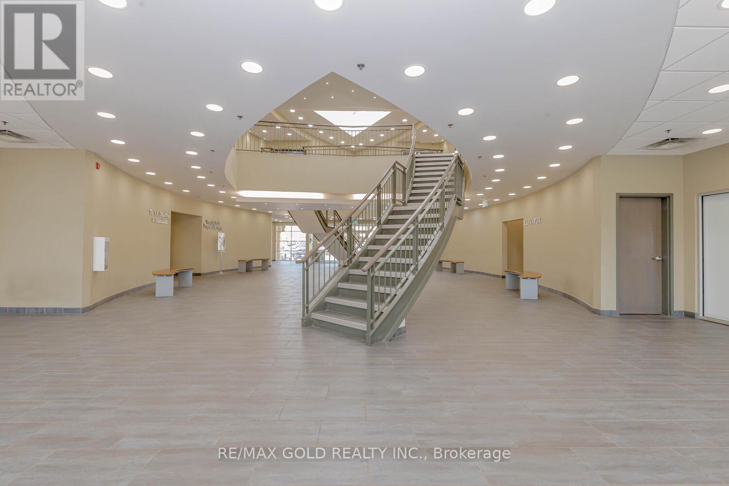 220 - 2980 Drew Road, Mississauga, Ontario  L4T 0A7 - Photo 3 - W12457689
