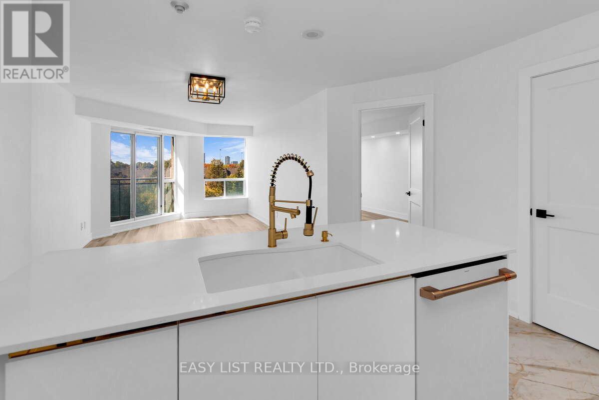 710 - 190 Manitoba Street, Toronto, Ontario  M8Y 3Y8 - Photo 10 - W12457693