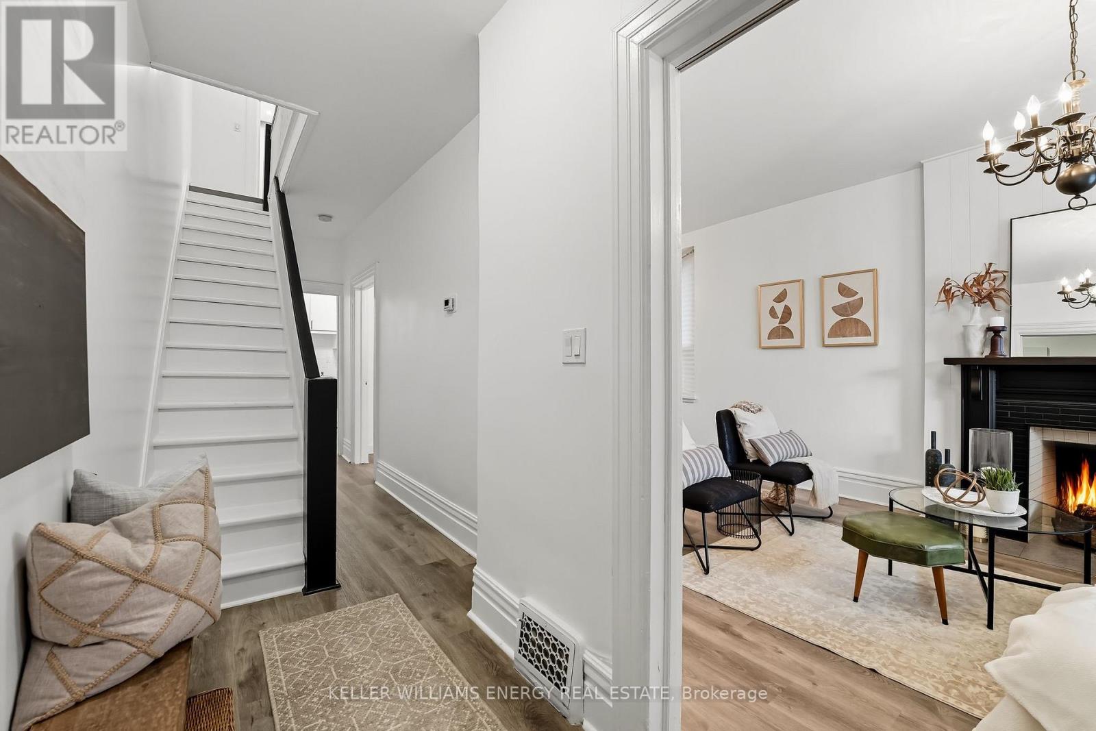 25 Spring Grove Avenue, Toronto, Ontario  M6N 3H2 - Photo 18 - W12457706