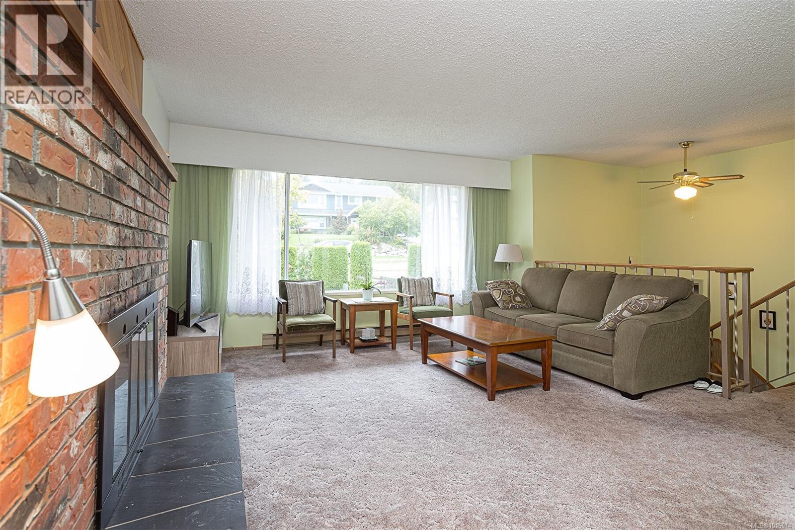 7330 Rossiter Ave Sw, Lantzville, British Columbia  V0R 2H0 - Photo 8 - 1016014