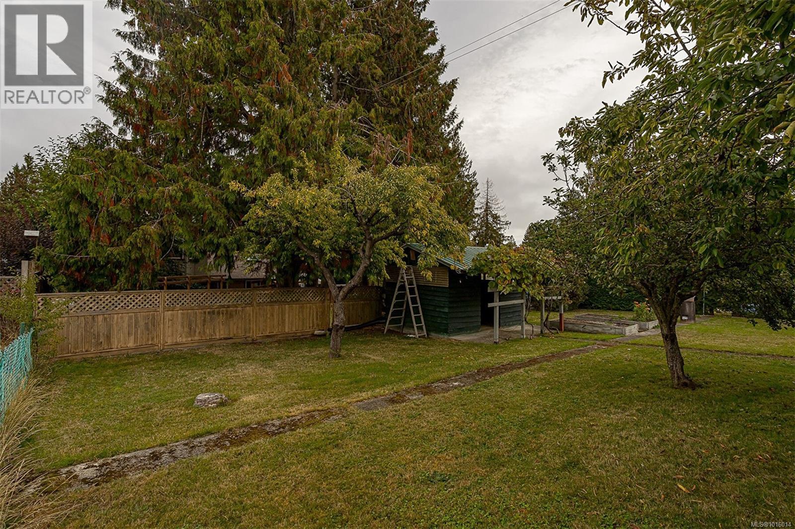 7330 Rossiter Ave Sw, Lantzville, British Columbia  V0R 2H0 - Photo 47 - 1016014