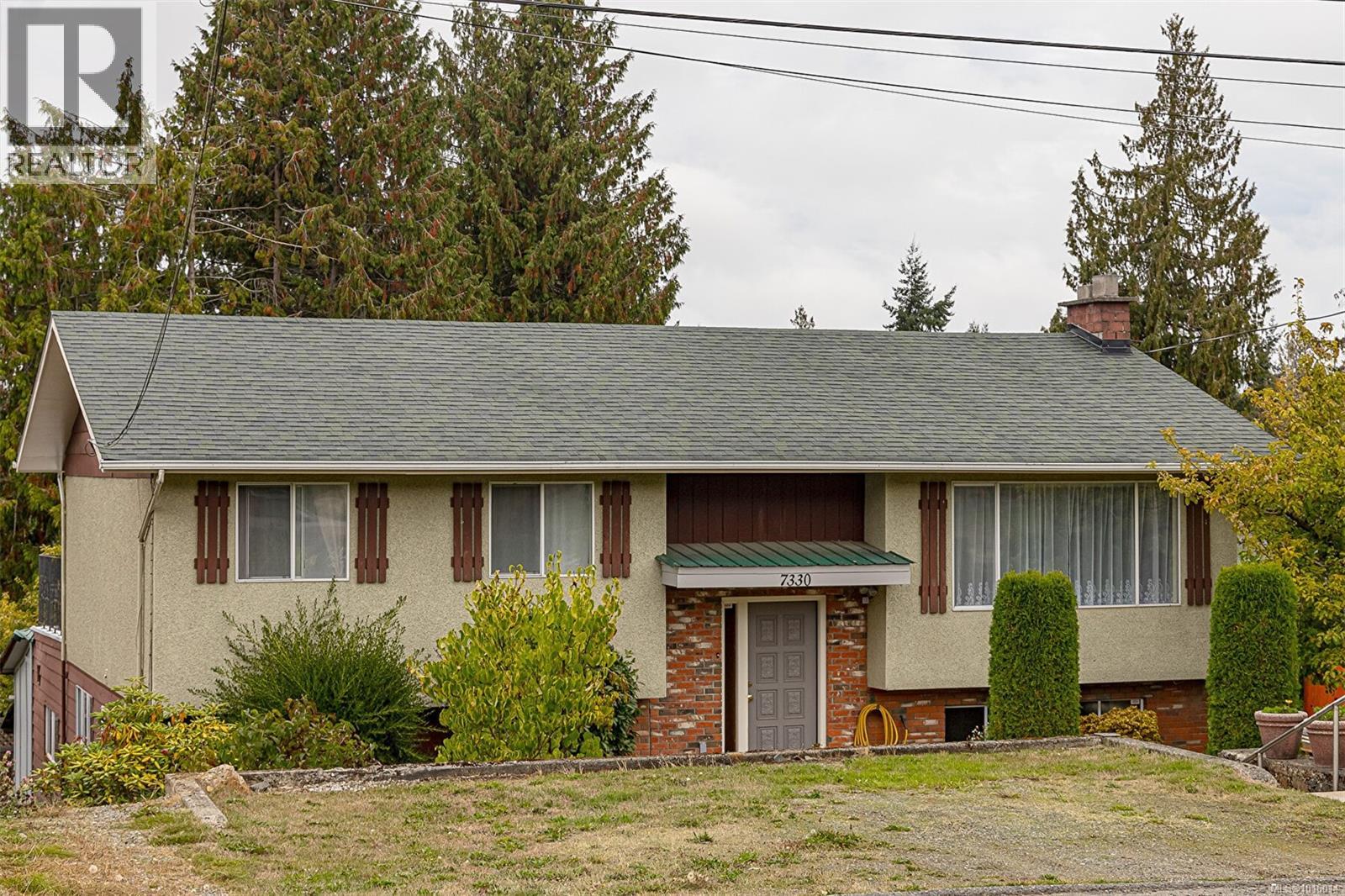 7330 Rossiter Ave SW, Lantzville, British Columbia
