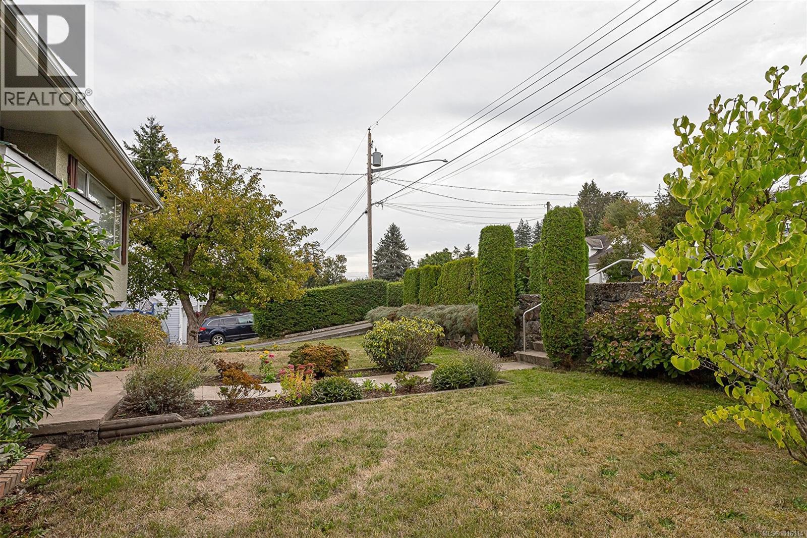 7330 Rossiter Ave Sw, Lantzville, British Columbia  V0R 2H0 - Photo 43 - 1016014
