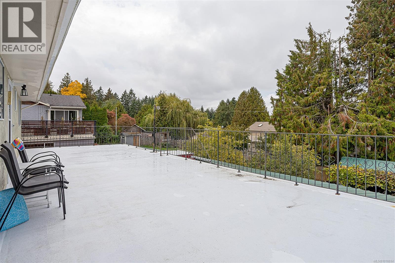 7330 Rossiter Ave Sw, Lantzville, British Columbia  V0R 2H0 - Photo 41 - 1016014