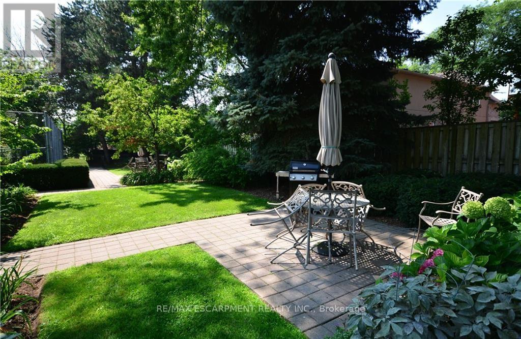 302 - 1201 North Shore Boulevard E, Burlington, Ontario  L7S 1Z5 - Photo 33 - W12420248