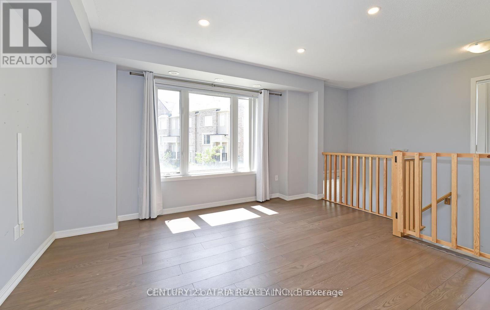 17 - 3135 Boxford Crescent, Mississauga, Ontario  L5M 0X1 - Photo 4 - W12457634