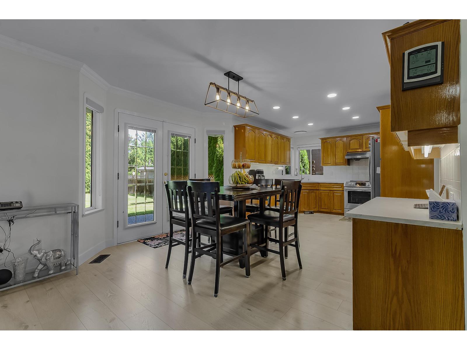 19113 62a Avenue, Surrey, British Columbia  V3S 8C6 - Photo 6 - R3057287