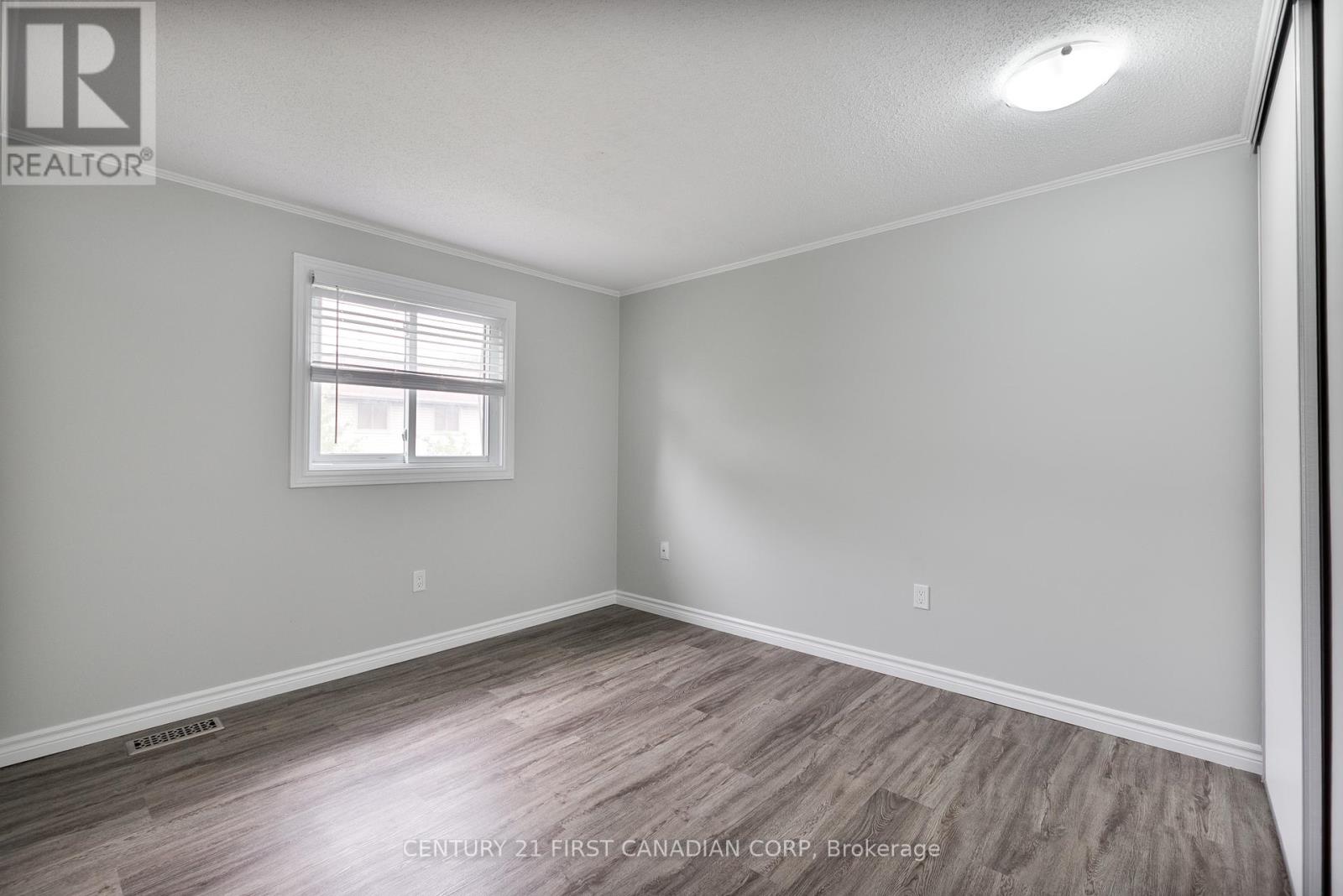 49 - 217 Martinet Avenue, London East, Ontario  N5V 4P5 - Photo 14 - X12457732