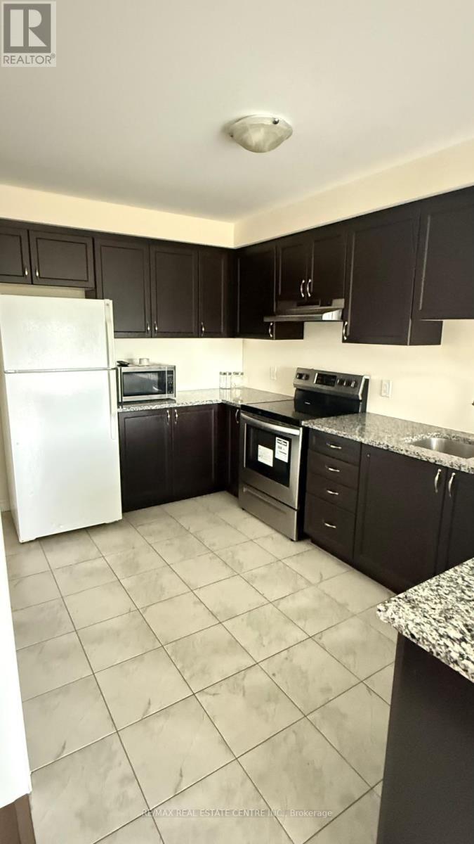 83 - 143 Ridge Road, Cambridge, Ontario  N3E 0E1 - Photo 6 - X12457655