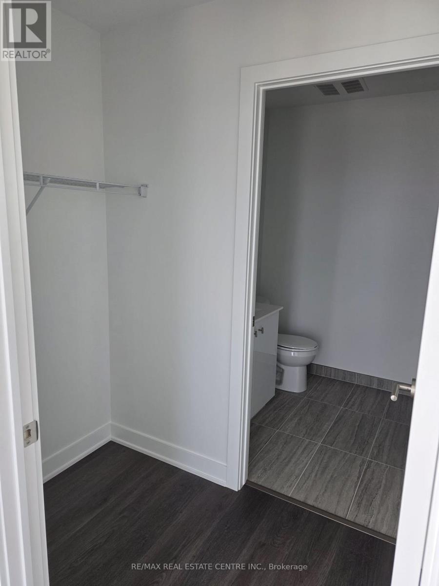 1212 - 25 Wellington Street S, Kitchener, Ontario  N2G 0G5 - Photo 29 - X12457657